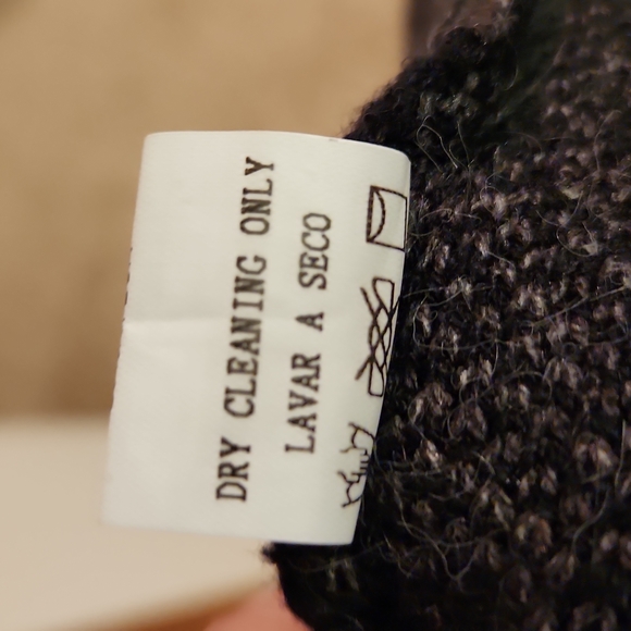 Sweater Coat, Size M - Picture 9 of 11